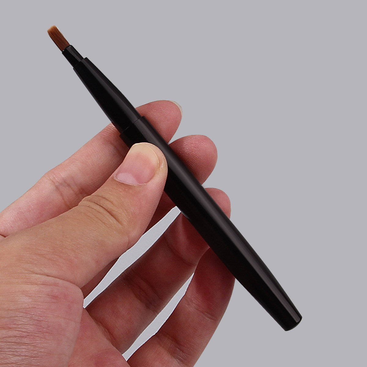Two black retractable lip brushes, portable lipstick brush, lip gloss, lip gloss, and smudging brush, special makeup tools for makeup artists details Picture