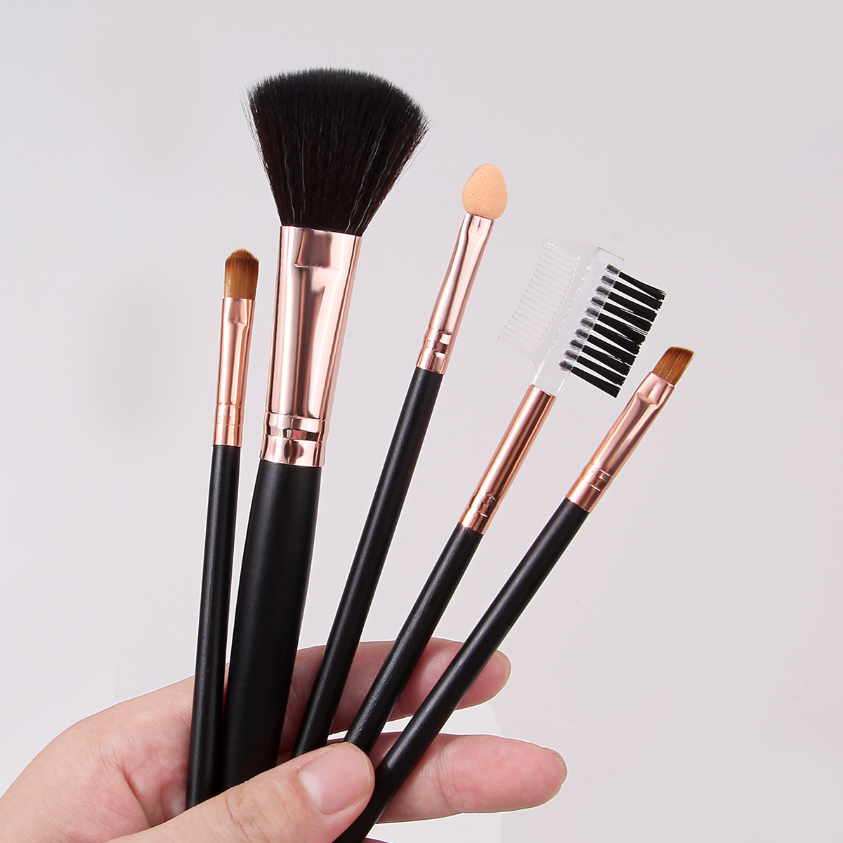Beginner's black 5-piece makeup brush, setting powder puff, non-powder sponge eyeshadow concealer, refreshing portable set brush details Picture