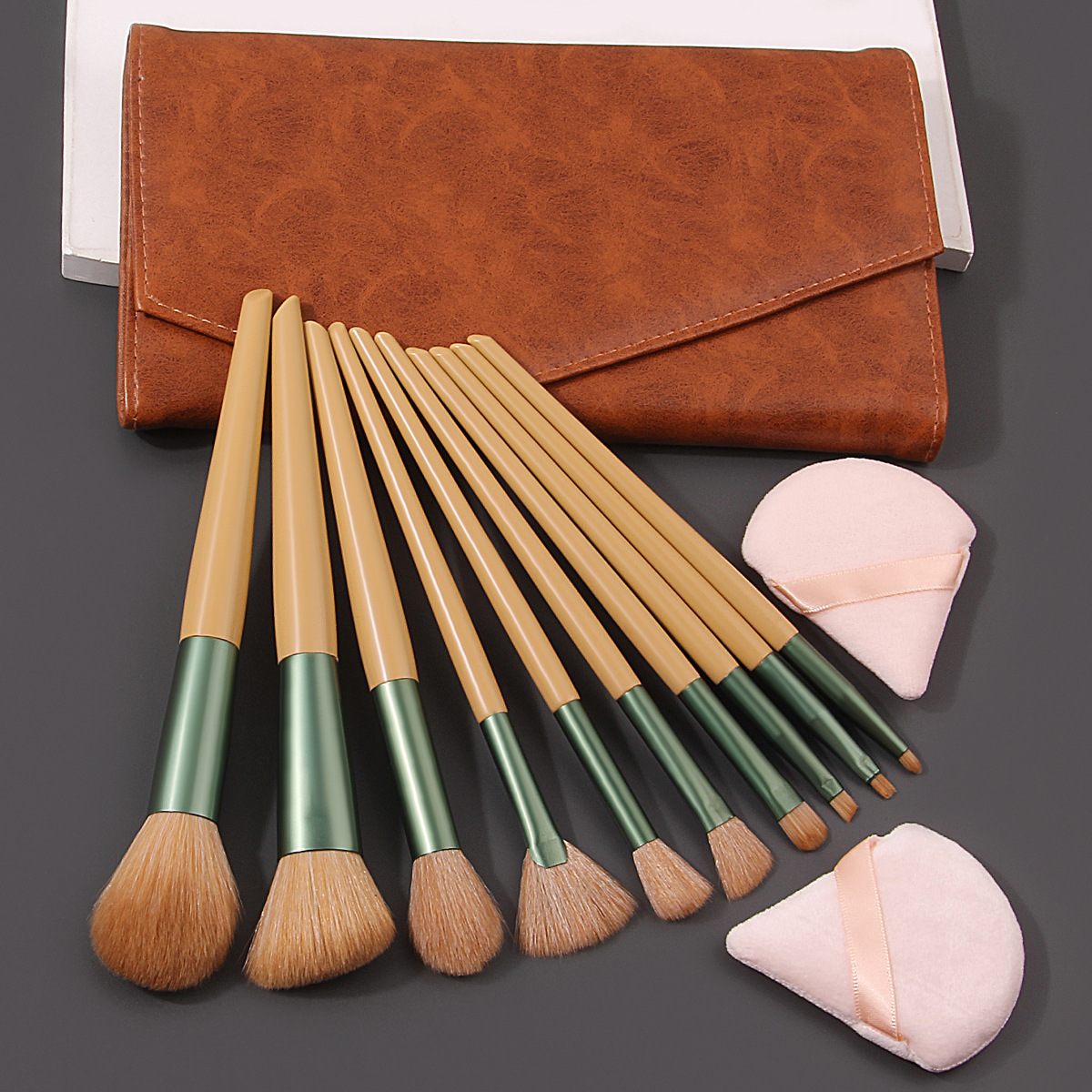 Beginner's 10-piece makeup brush set, soft triangular powder puff, PU leather portable makeup bag, complete set of beauty tools details Picture