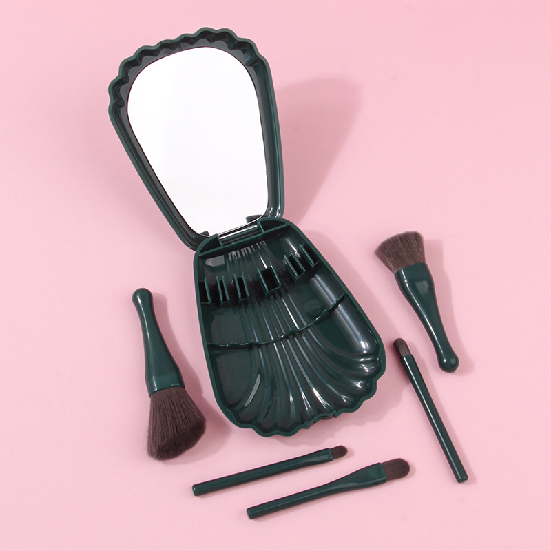 Wholesale of 5 mirror cases, shell makeup brushes, travel portable makeup brushes, cross-border bestsellers Application Scenario