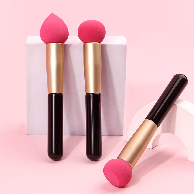 High-quality waterdrop sponge concealer brush, mushroom head semi-round head makeup concealer brush, black wooden handle powder puff brush in stock details Picture