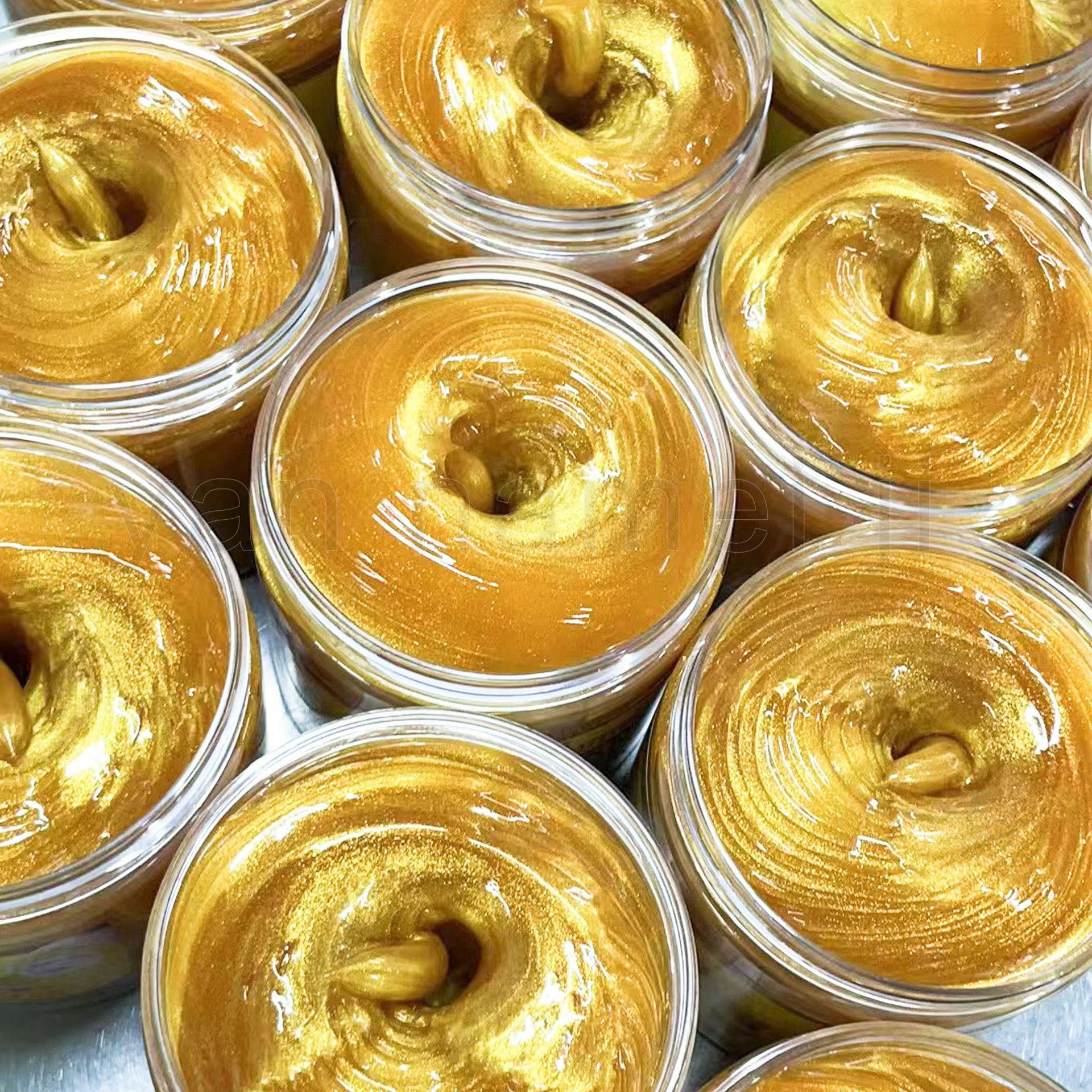 Cross-border exclusive 24K gold mask for moisturizing, hydrating, Repairing and cleansing, 350g export wholesale Application Scenario