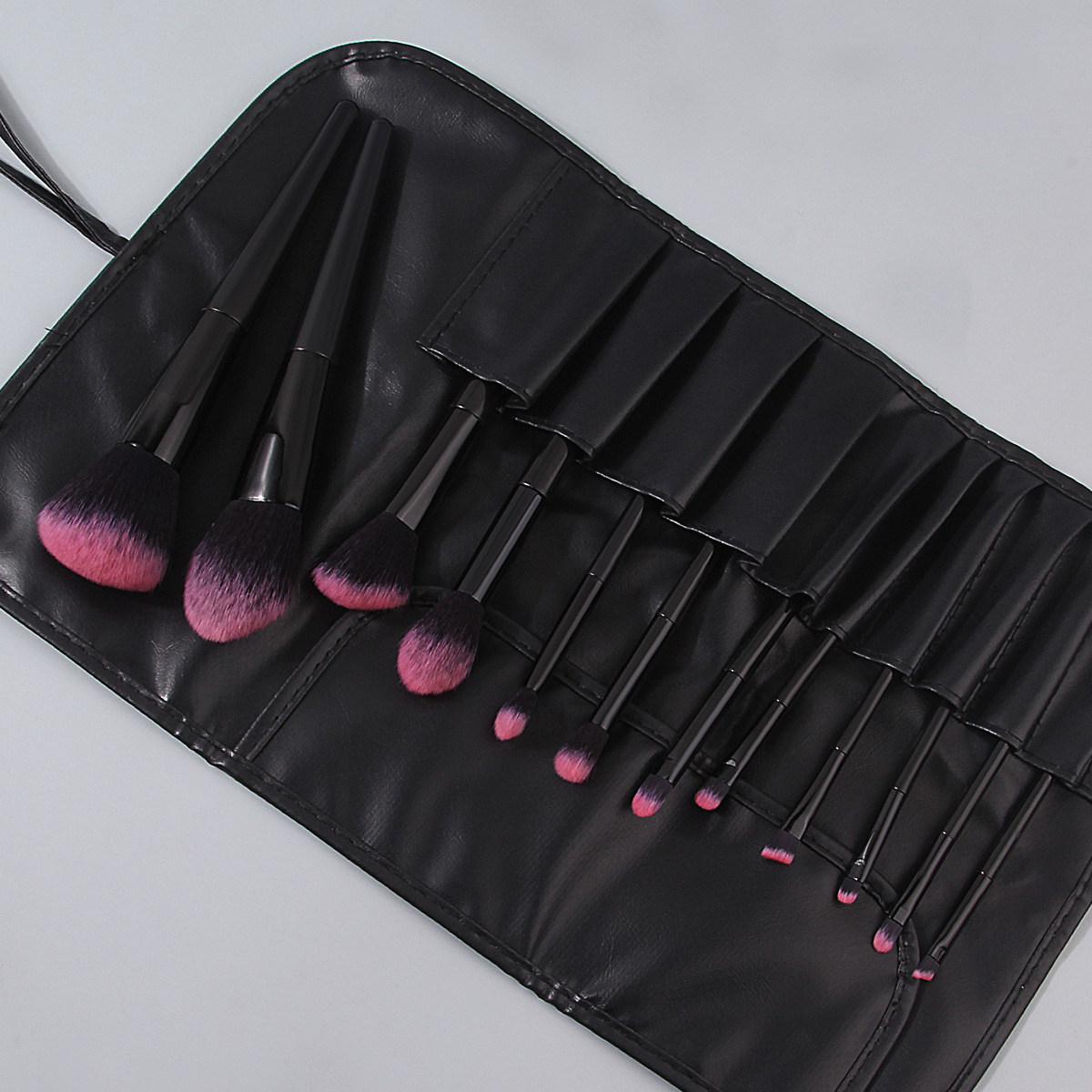Xiaohongshu bestseller 12-piece makeup brush set Portable storage bag for beginners, direct sales from the manufacturer of complete makeup tools Specification drawing