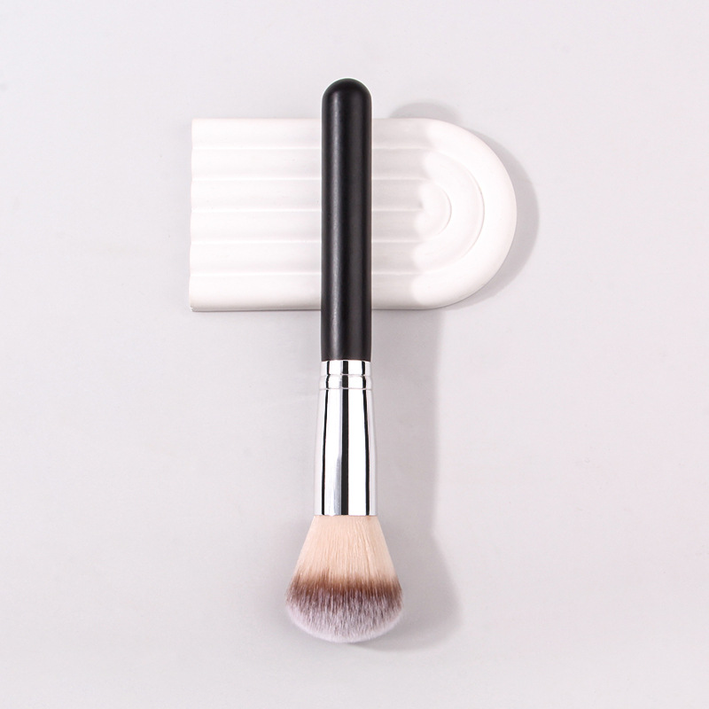 Single-piece portable wooden-handled loose brush for beginners, soft fiber bristle setting loose brush beauty tool, makeup brush details Picture