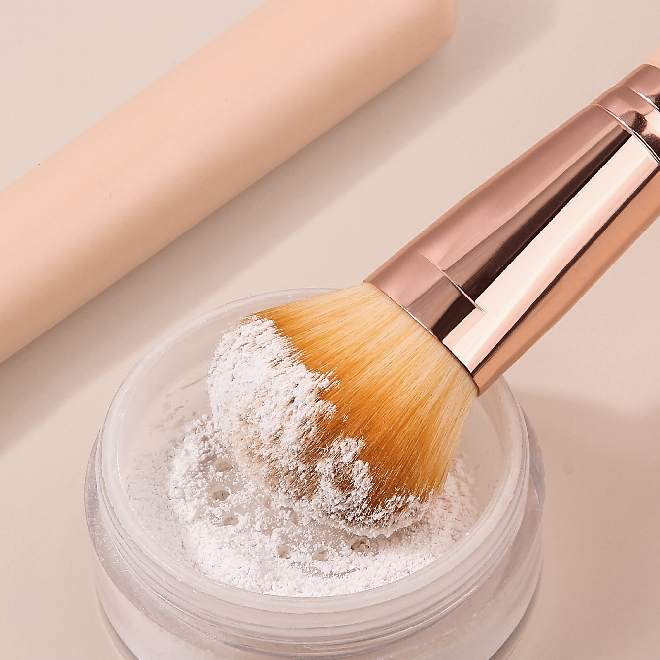 Multi-functional loose brush, soft bristles, powder-free setting brush, honey brush, portable makeup tool for beginners, makeup brush Specification drawing
