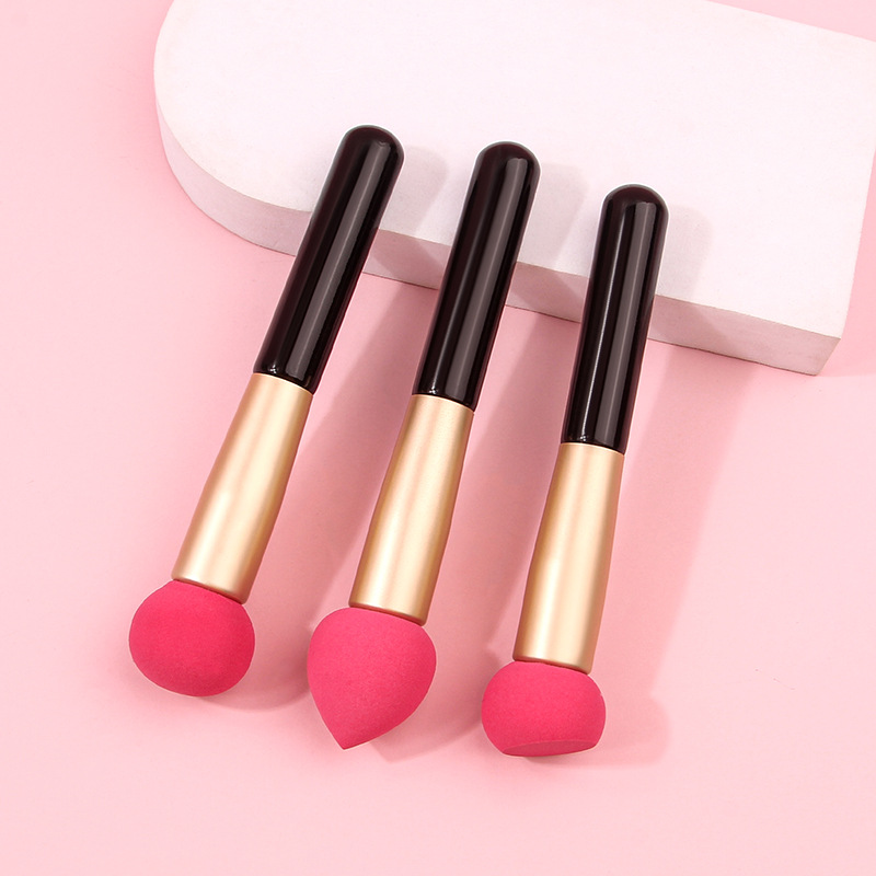 High-quality waterdrop sponge concealer brush, mushroom head semi-round head makeup concealer brush, black wooden handle powder puff brush in stock Application Scenario