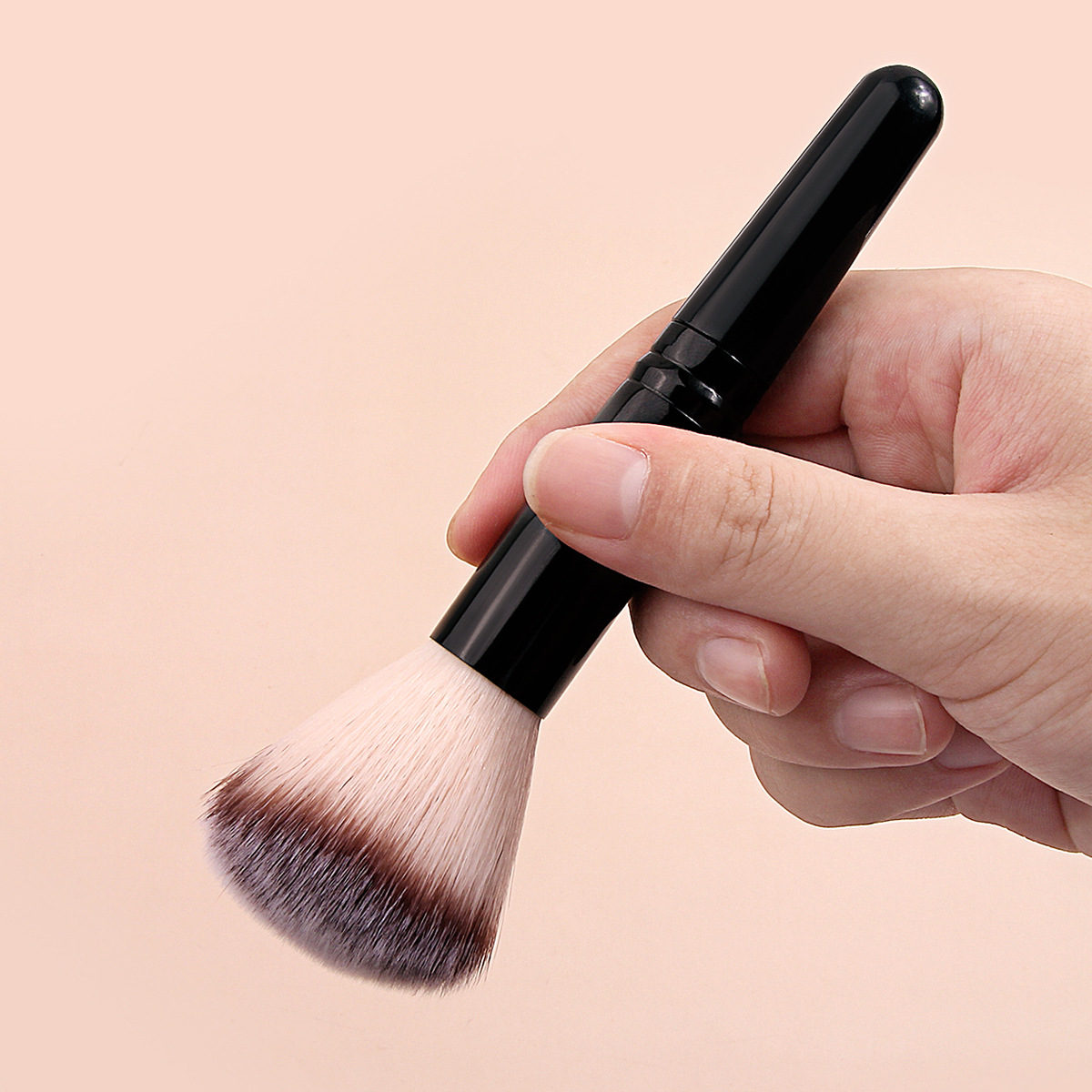 Round-headed soft-bristled loose powder makeup brush, artificial fiber bristle setting brush, gift makeup brush, portable makeup tools wholesale details Picture