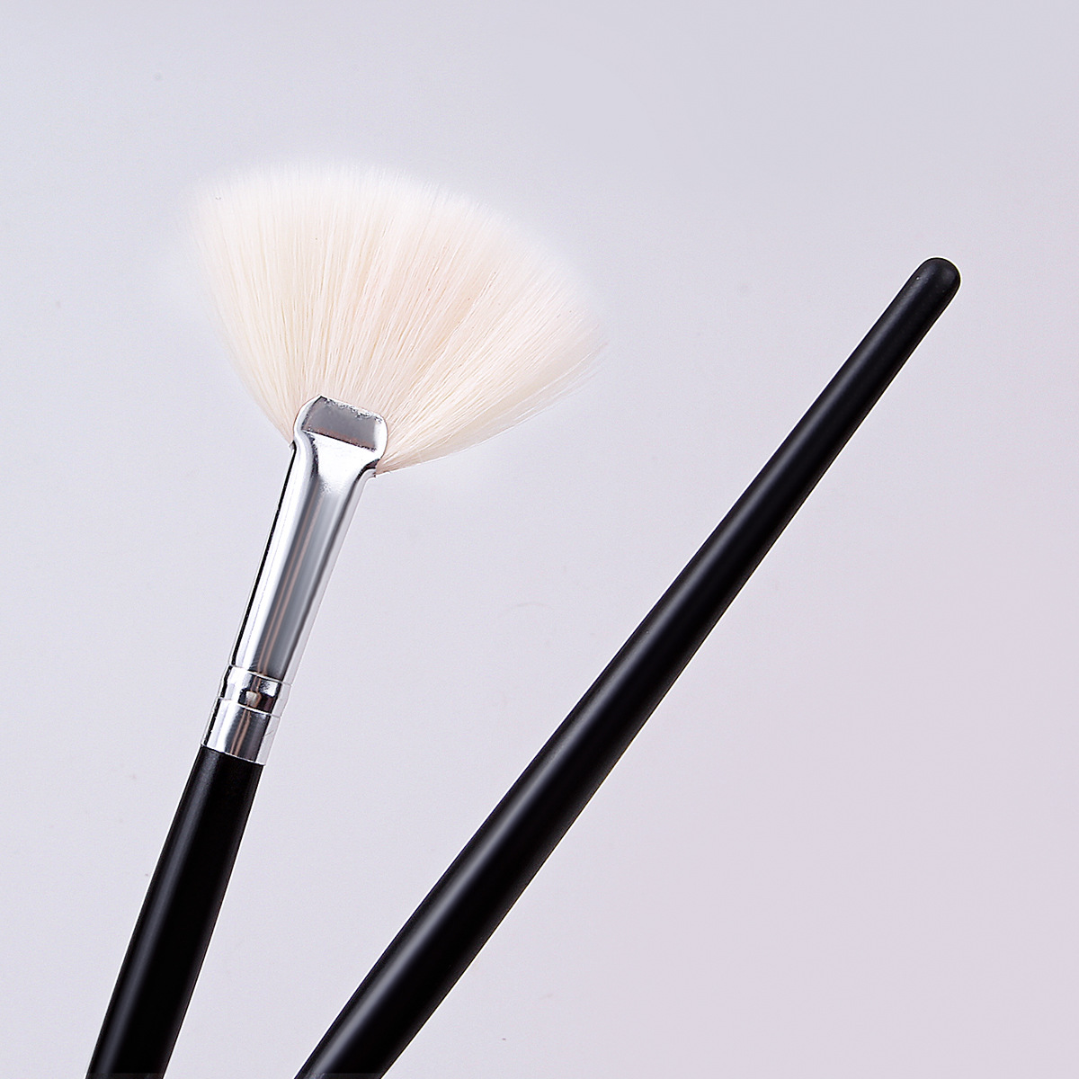 Factory direct sales, single fan-shaped high-gloss brush, even brush, soft white fan-shaped loose brush, cross-border beauty tool Specification drawing
