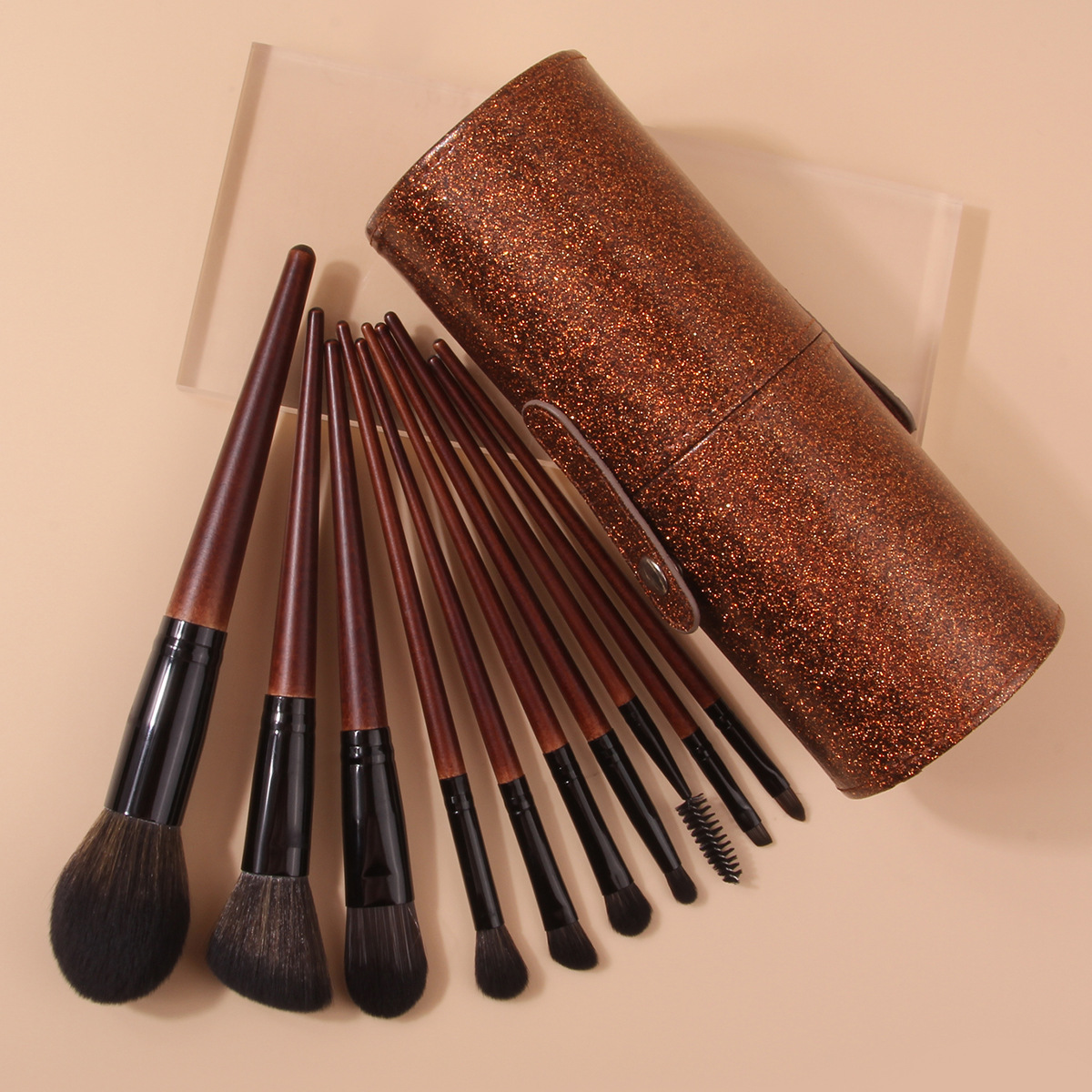 High-end 10-piece makeup set brush flash powder storage bucket, soft bristle imitation redwood handle loose powder blush eyeshadow brush in stock full figure
