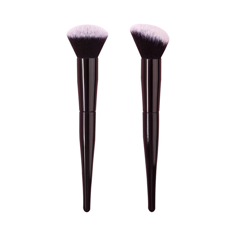 Cross-border single wooden handle blush brush, loose powder brush, contouring brush, setting brush, facial makeup, London brush Item Picture