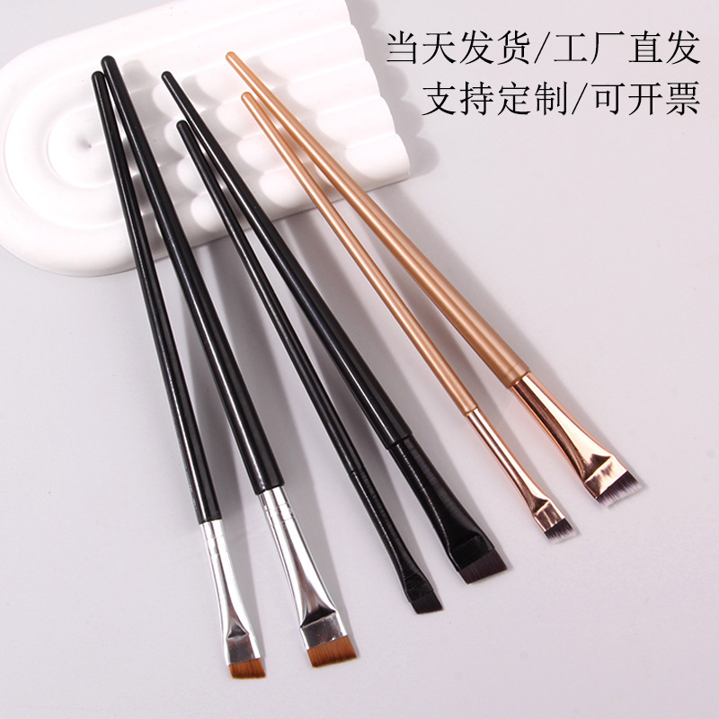 Wholesale of ultra-thin blade eyeliner brushes, soft bristle eyeliner brushes, slanted eyebrow brushes, portable makeup brushes. Factory direct sales details Picture