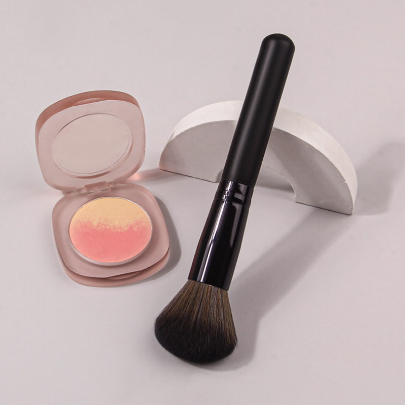 Single large-sized setting powder, blush brush, high-gloss makeup brush, portable, fluffy and soft, powdery and dotting brush in stock Application Scenario