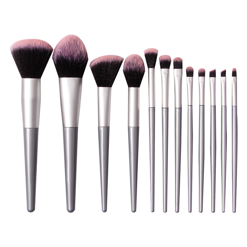 Newly launched 12 sets of makeup brushes suitable for makeup artists, available for wholesale in stock Item Picture