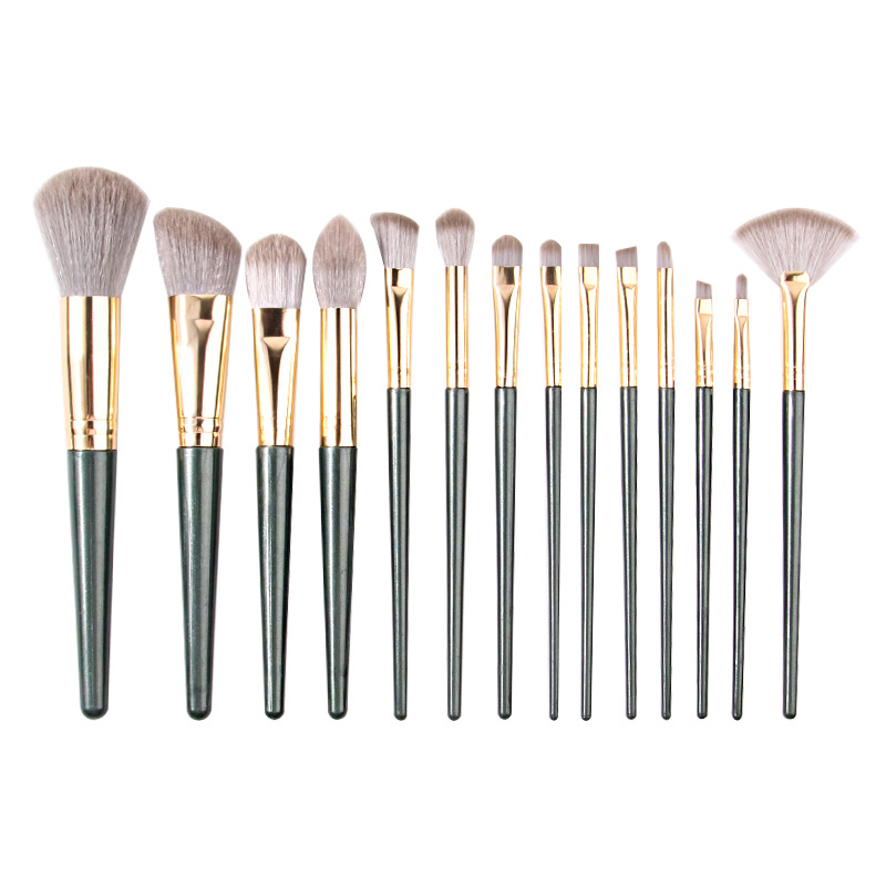 The large 14-stick Green Cloud makeup brush set is a popular export product. It is a high-quality makeup brush and a beauty tool Item Picture