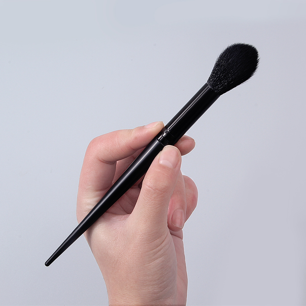Single flame blush brush, highlight brush, soft bristle beauty brush, shadow contactor brush, makeup tools, makeup brushes in stock Specification drawing
