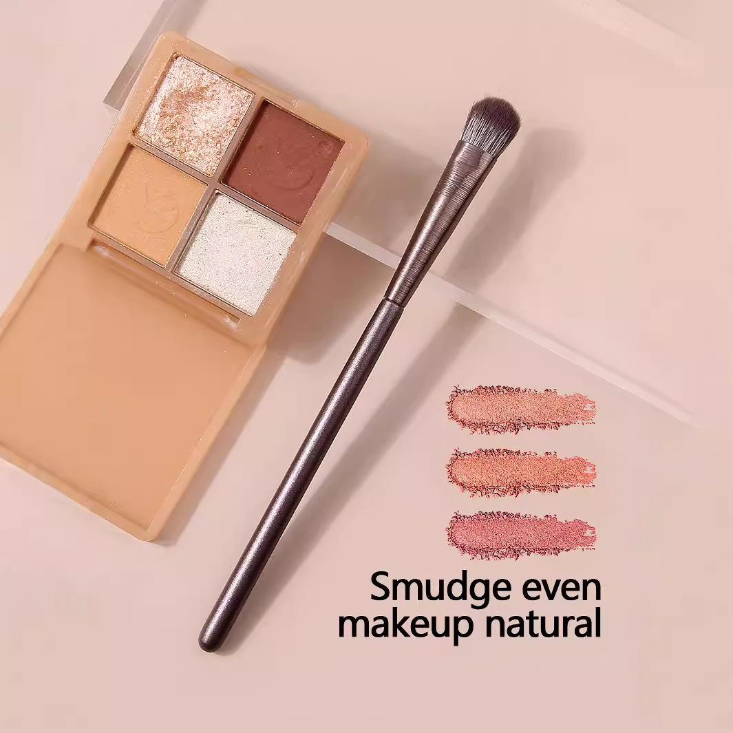 Factory direct sales of single makeup refreshing eyeshadow brushes for beginners, portable beauty and makeup brushes. Fast delivery full figure