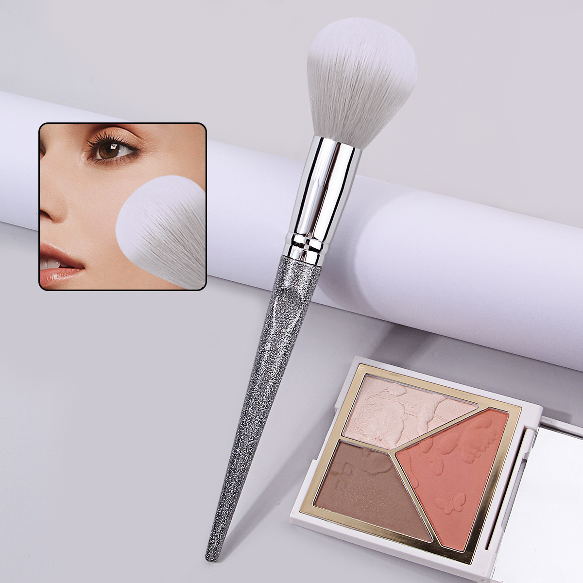 Wholesale of single flash handle makeup brush, loose brush, blush refresh soft bristle portable makeup setting brush in stock details Picture