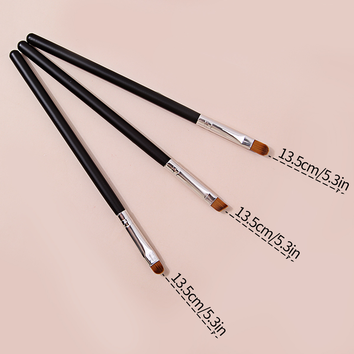 Cross-border bestsellers: Concealer brush, dark circle and acne mark covering makeup brush, eyeshadow brush, lip brush, angled eyeliner brush Application Scenario