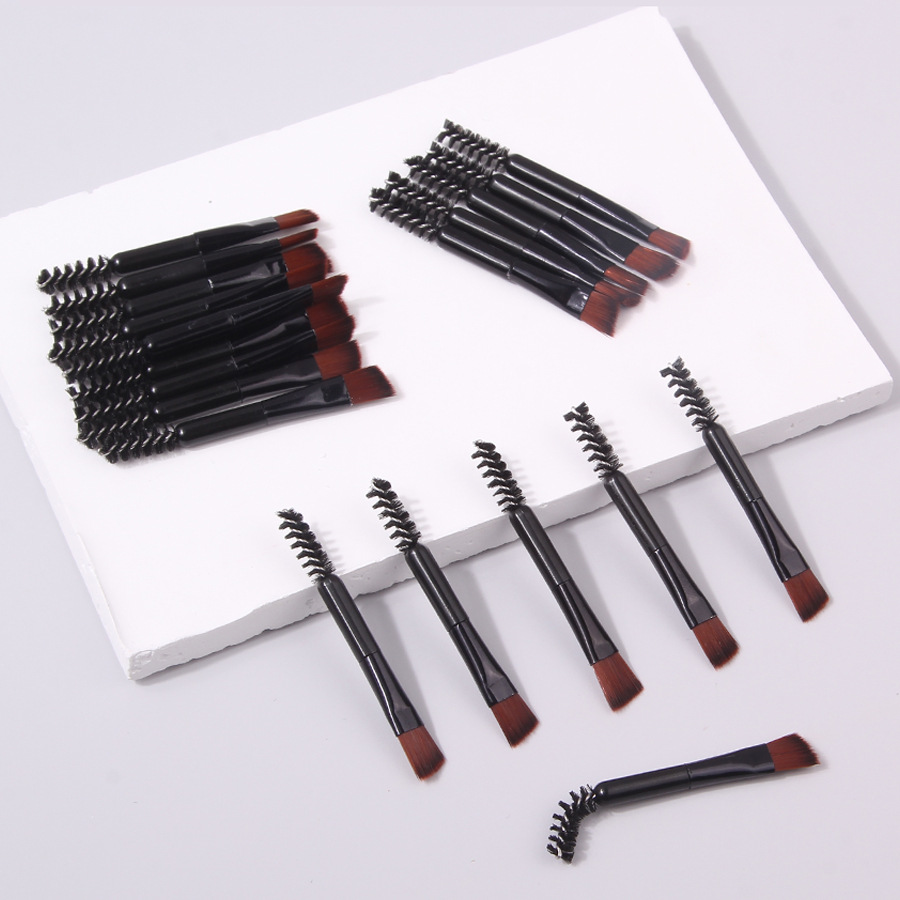 Mini eyeshadow palette, double-headed sponge eyeshadow brush, multi-functional nail brush, mascara brush, portable blending eyebrow brush, eyeliner brush Specification drawing