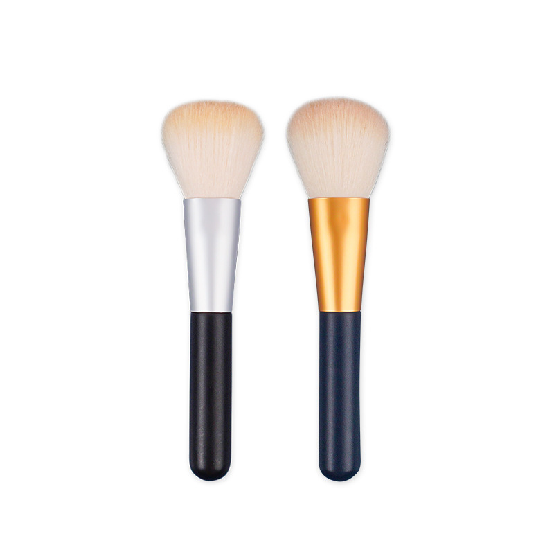 Single blush brush, beginner makeup brush, lacquered wooden stick, soft bristle portable makeup brush, wholesale beauty tools Item Picture