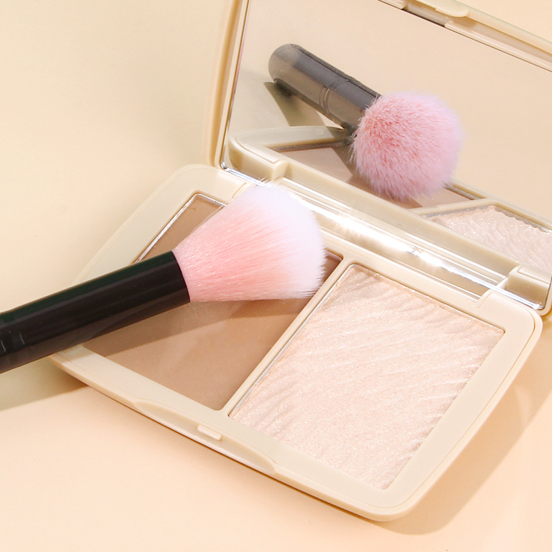 Multi-functional high-gloss brush, contouring makeup brush, portable makeup and beauty set, affordable student brush, beginner blush brush Application Scenario
