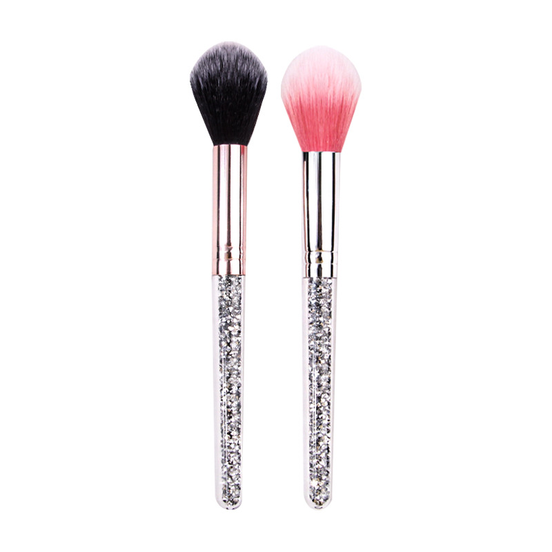 New single-stem diamond-handled blush brush, highlighter brush, soft setting powder brush, multi-functional makeup tool, makeup brush Item Picture