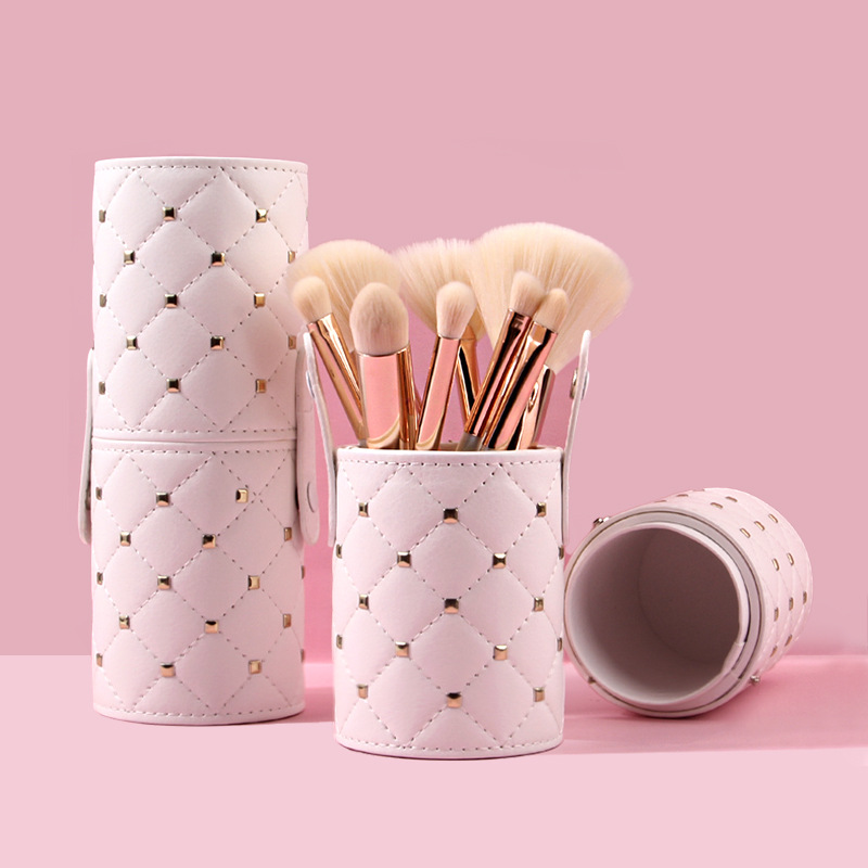 Wholesale of white tangerine buckle makeup brush storage bucket with dust-proof cover and travel portable beauty tool storage bucket thumbnail