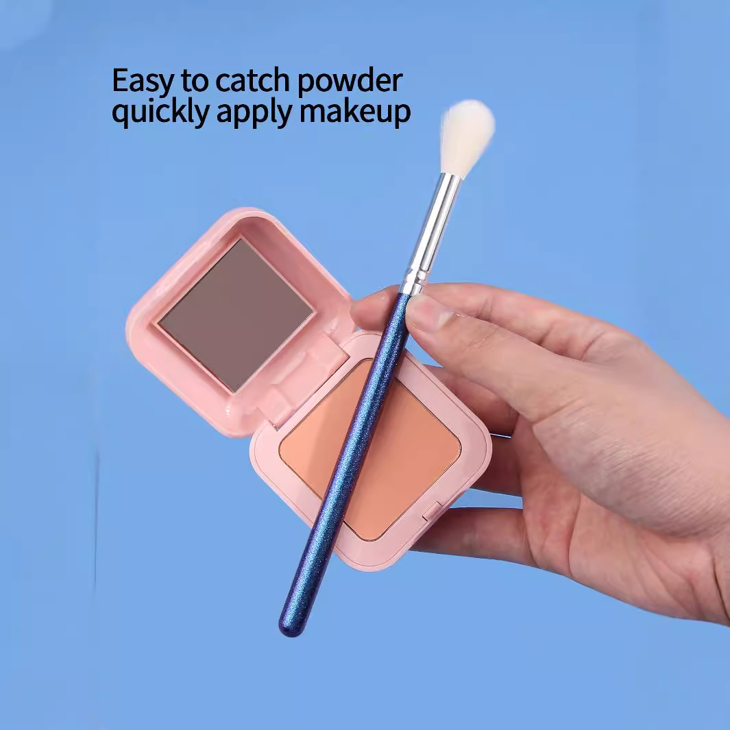 Non-shedding, dazzling starry sky high-gloss brush, white hair nose shadow brush, single facial contouring and brightening makeup brush details Picture