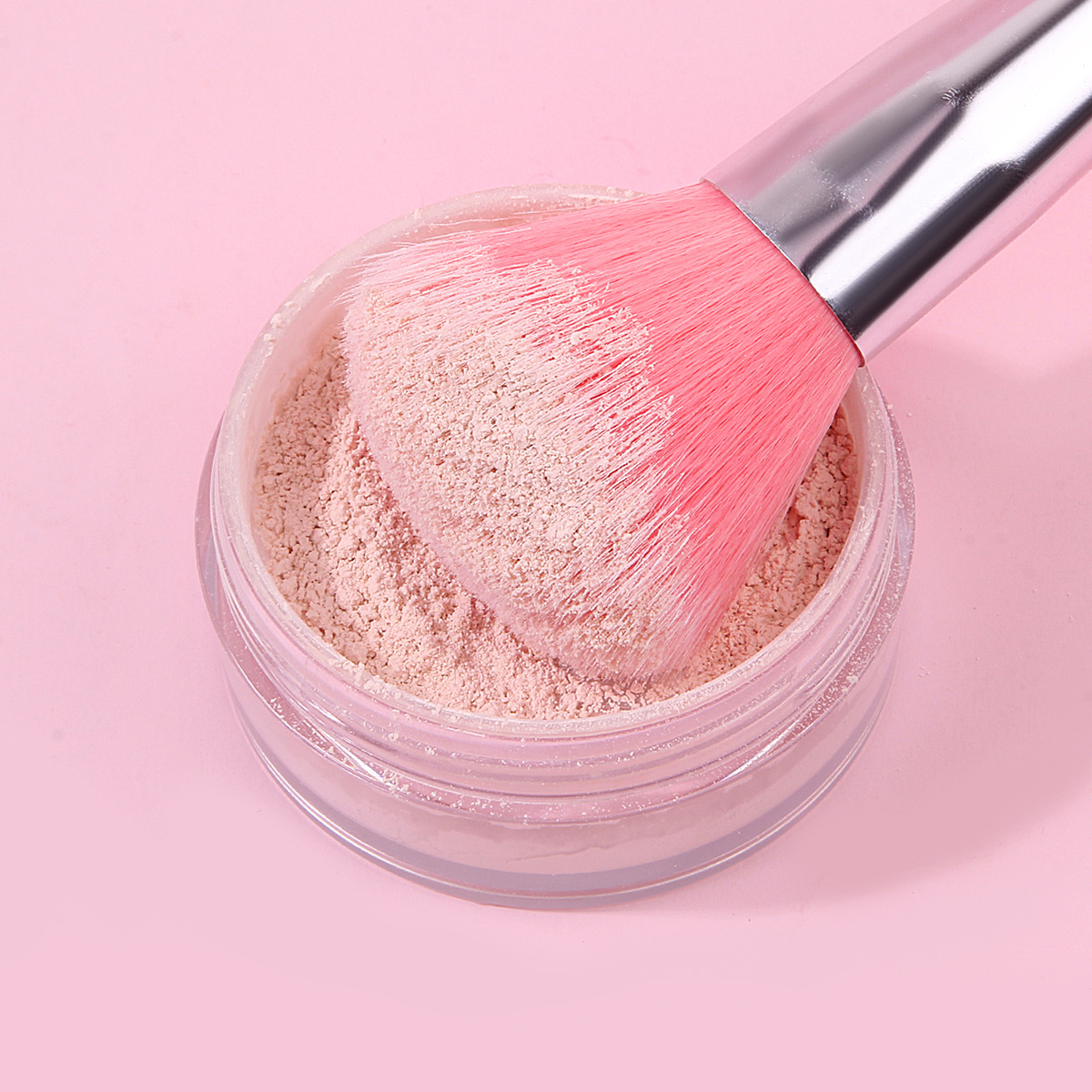 Cross-border best-selling 5 diamond-handled makeup brush sets, pink makeup brushes in makeup buckets, refreshing makeup brushes Application Scenario