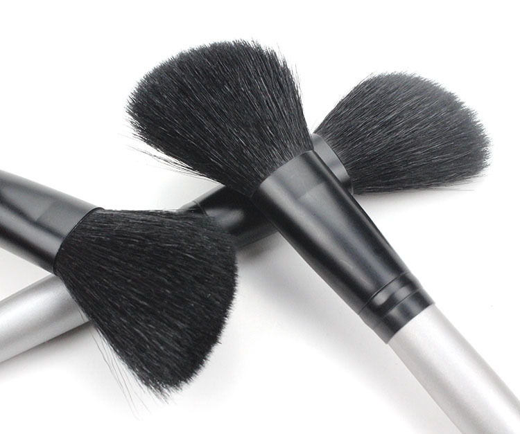 Single wool dot blush brush, portable one animal hair makeup brush, makeup brush, beauty tools wholesale details Picture