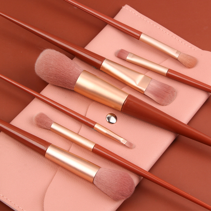 7-piece makeup brush set, soft-bristled eyeshadow brush, beginner's loose brush, long-handled makeup brush, wholesale beauty tools Application Scenario