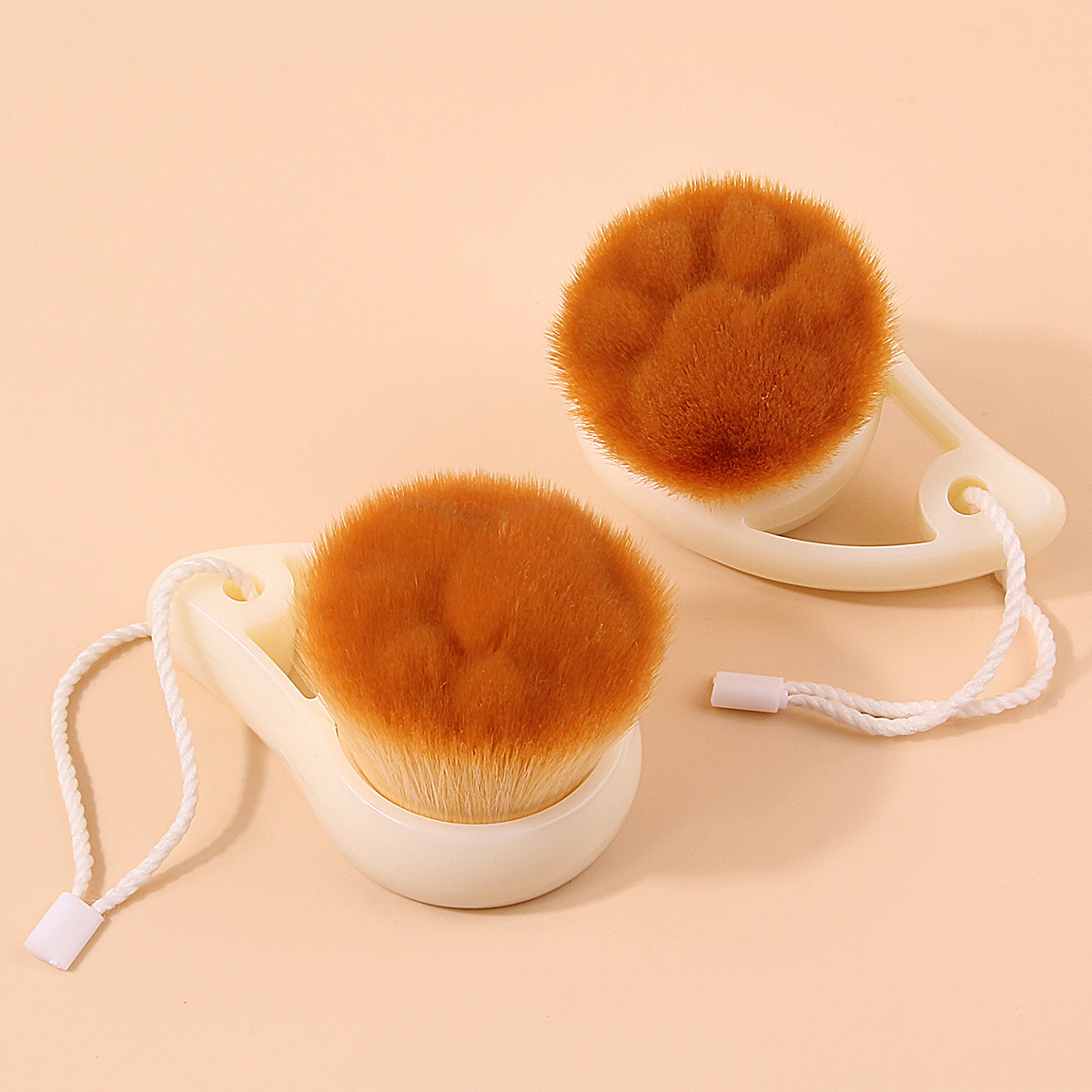 The manufacturer supplies soft bristle cleansing and refreshing cat paw makeup remover facial cleansing brushes as deep facial cleansing tools details Picture