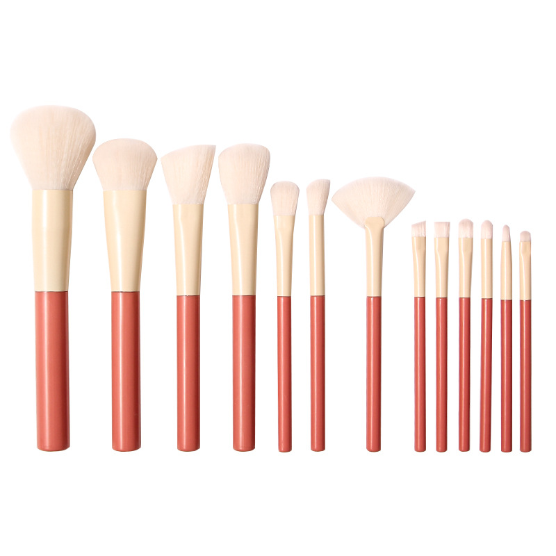 A complete set of 13 popular apricot and orange makeup brushes with soft bristles that are easy to carry. Beginner's set of blush and contouring brushes is in stock Item Picture