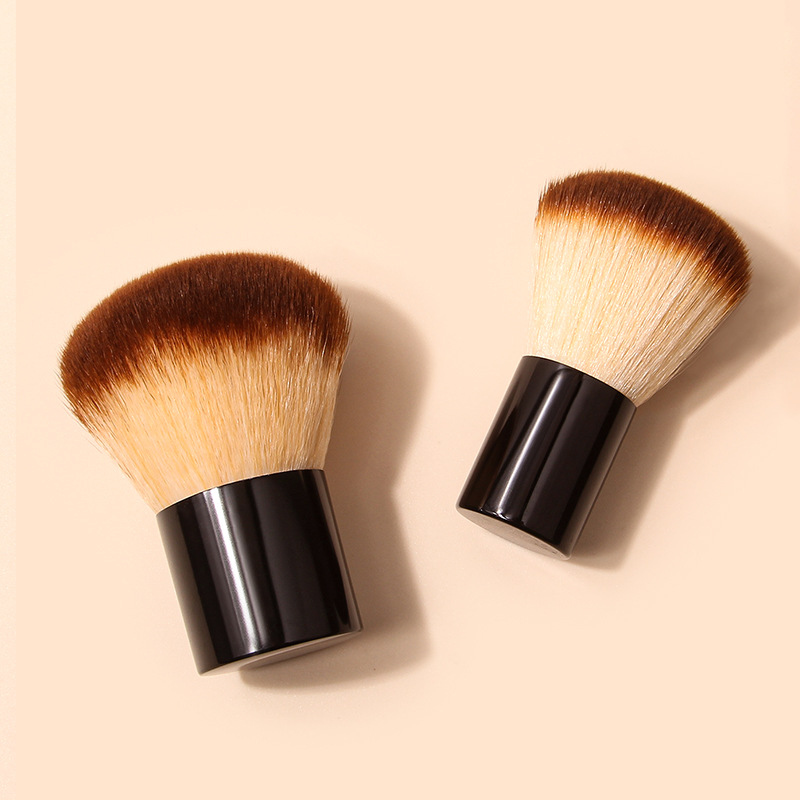 High-quality in-stock mushroom brush, large Kabuki soft bristles, loose brush, setting brush, multi-functional blush brush Application Scenario