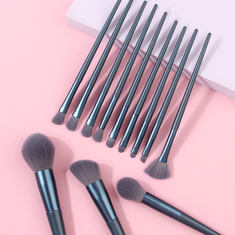 Beginner's facial makeup brushes in stock, a complete set of portable loose powder brushes, high-gloss brushes, and a complete set of makeup for cross-border wholesale Specification drawing