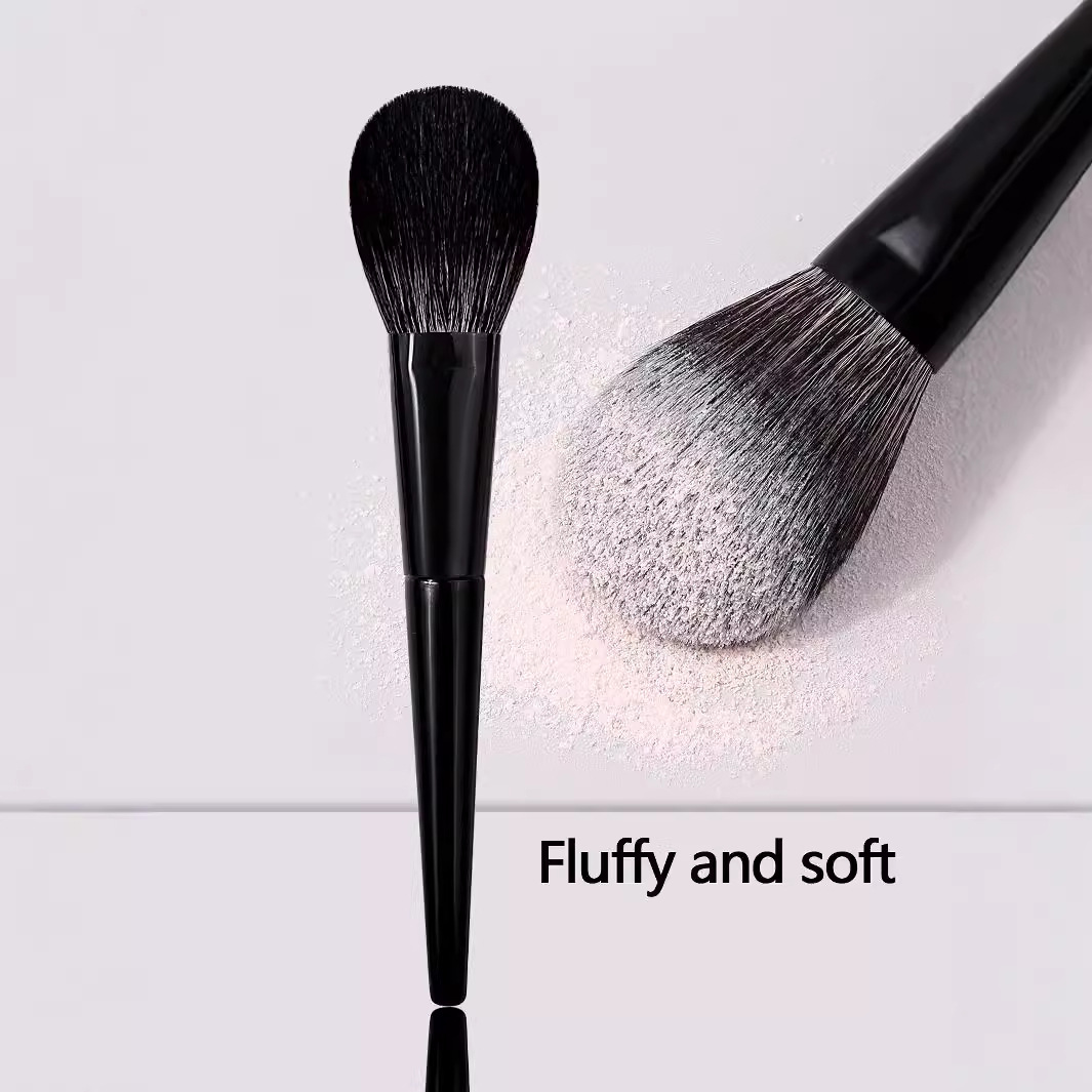 Single tongue-shaped blush refresh makeup brush, beauty tool, soft bristle portable setting brush, loose brush wholesale full figure