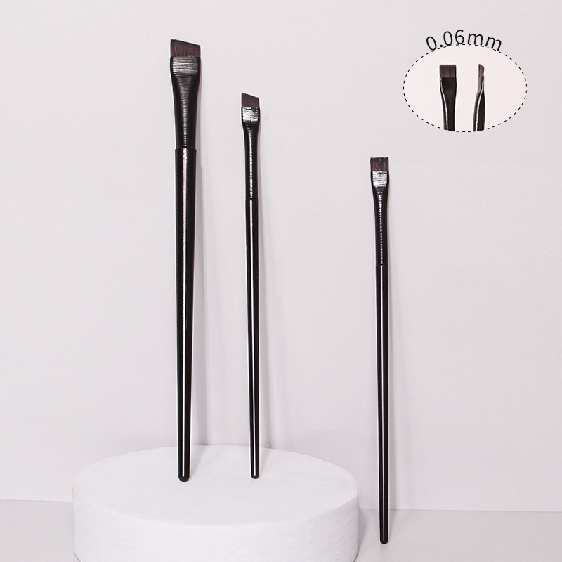 Black 3-piece brushed blade makeup brush set, angled eyebrow brush, flat line eyeliner brush, slender blade set full figure