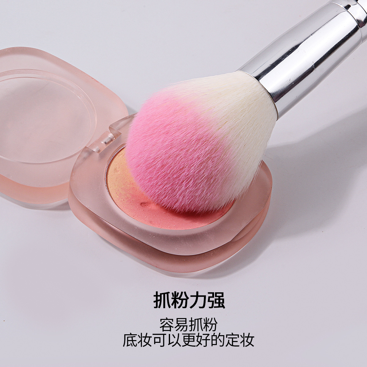 Cross-border bulb type large loose brush, soft bristle makeup brush, round head foundation brush, contaturing brush, blush brush, beauty brush Application Scenario