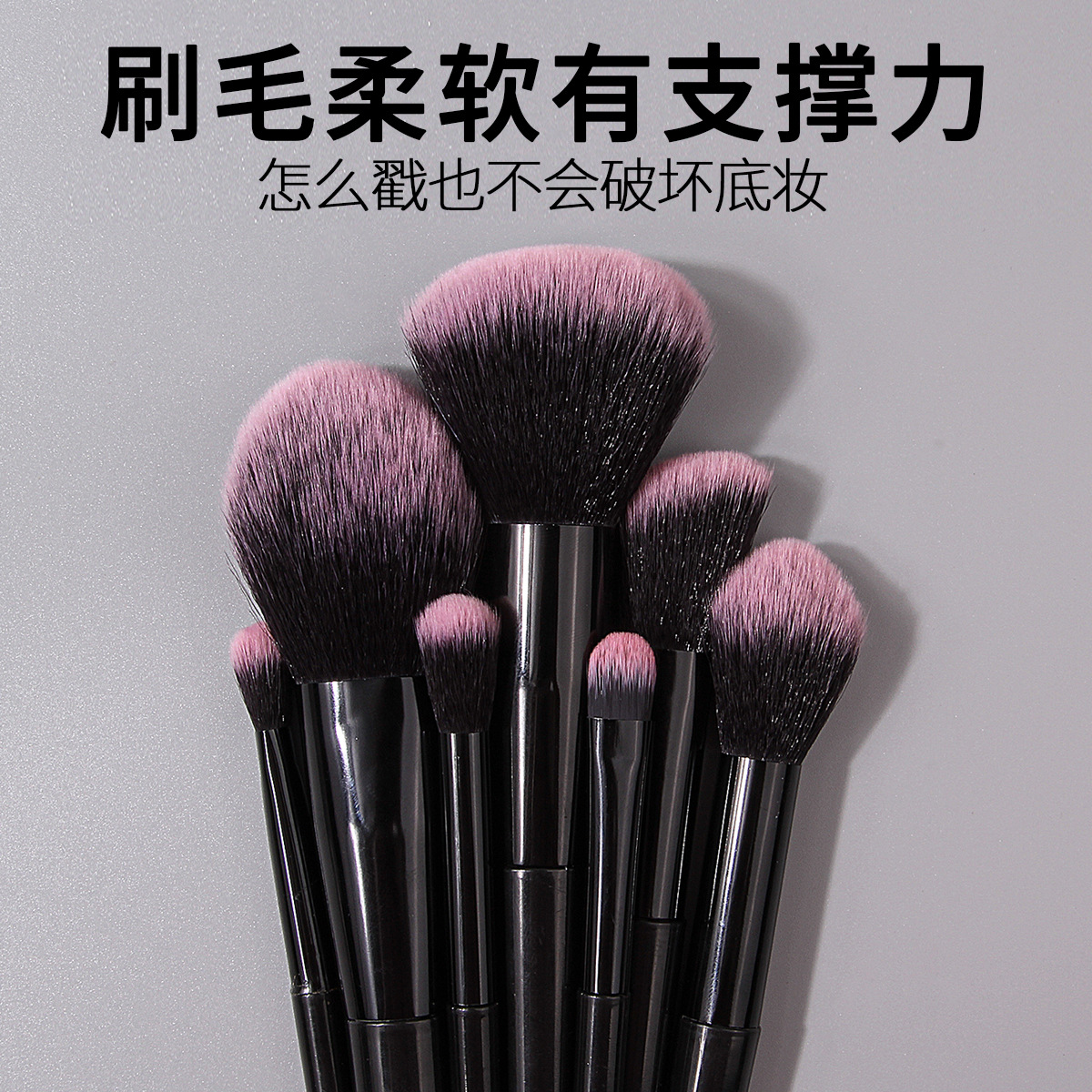 12-piece makeup brush packaging set, eyeshadow, blush, powder brush, concealer, highlight brush, beginner's complete set of brush tools Application Scenario