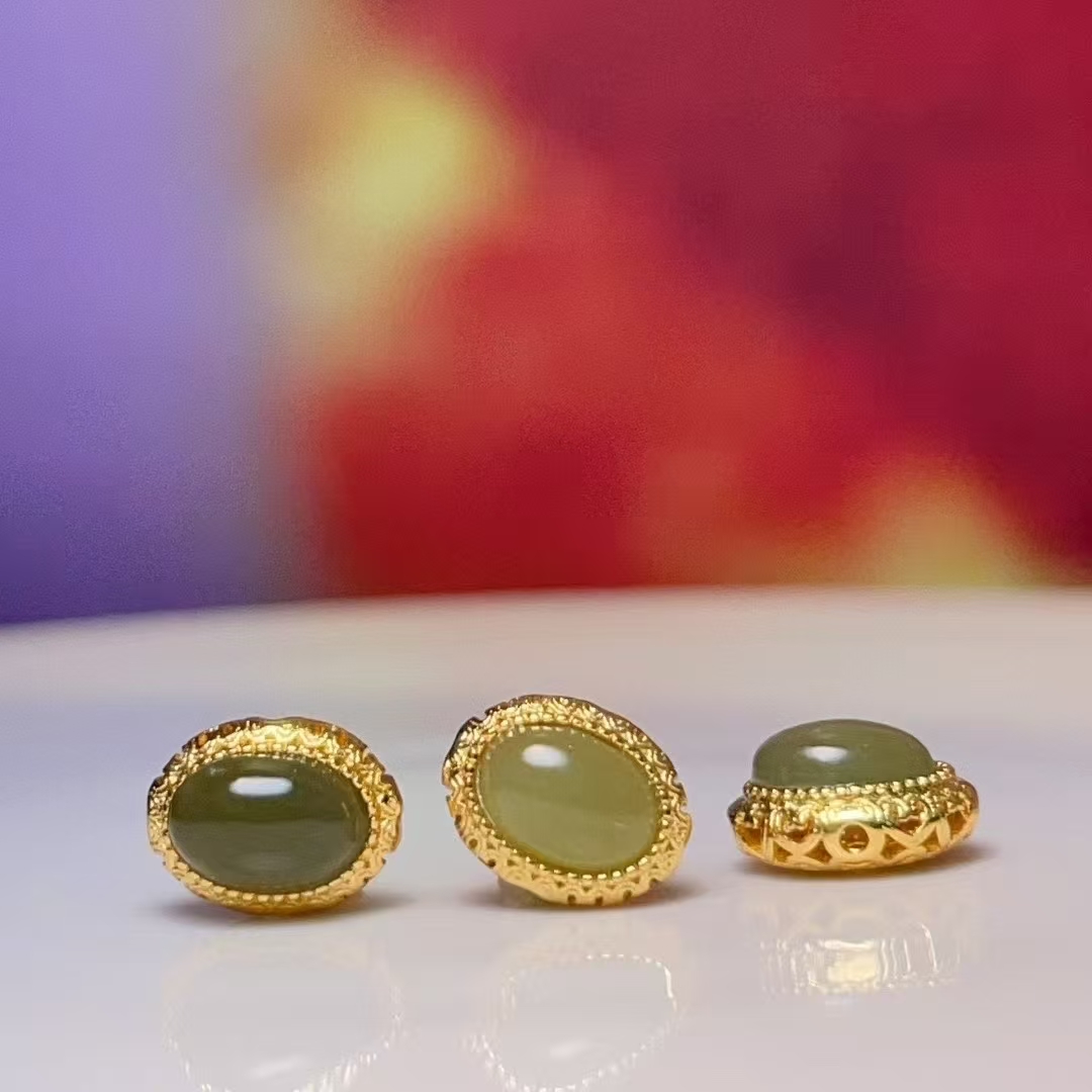 Natural Hetian jade oval straight hole diy Hetian jade accessories, jade accessories, ancient method sand gold accessories, copper-plated real gold high color retention