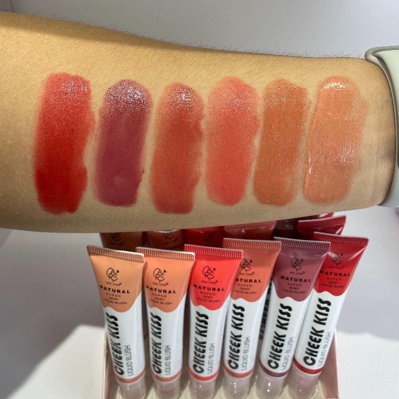 Liquid blush Liquid blush 6 colors Blush 6 colors Moisturize well Blend Natural makeup look Application Scenario