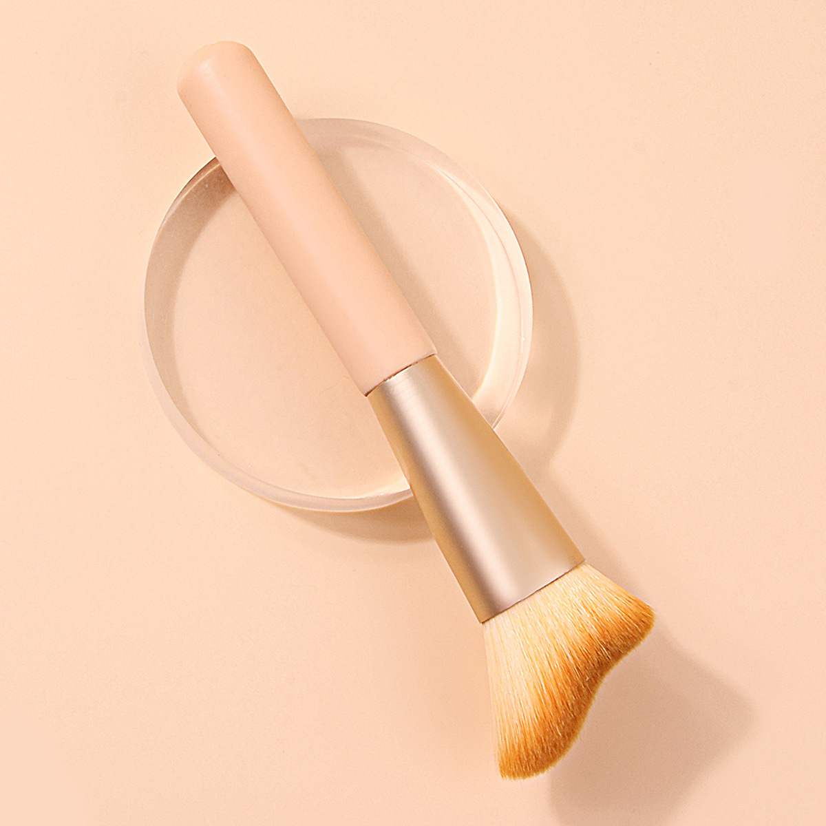 Single soft-bristled foundation brush, facial contactor brush, beginner makeup tools, blush brush, portable beauty tools wholesale details Picture