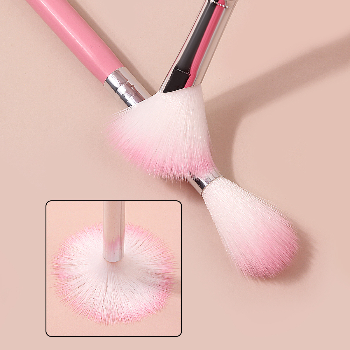 Portable makeup tools: 2 pink flame diffusion brushes, nose side shadow contouring brushes, semi-fan-shaped nose shadow highlight brushes Specification drawing