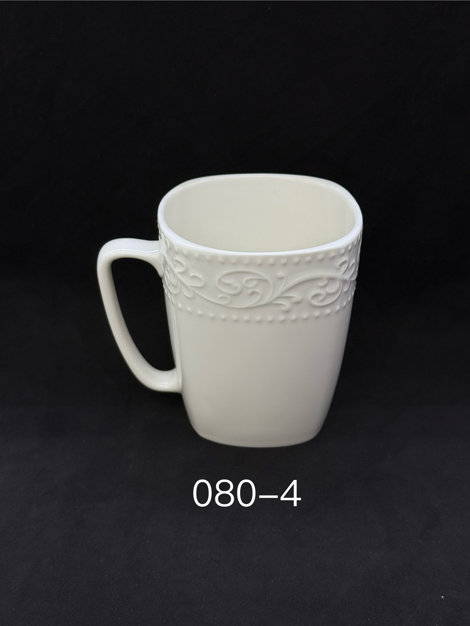 080-4号纯白色浮雕款式方形陶瓷马克杯