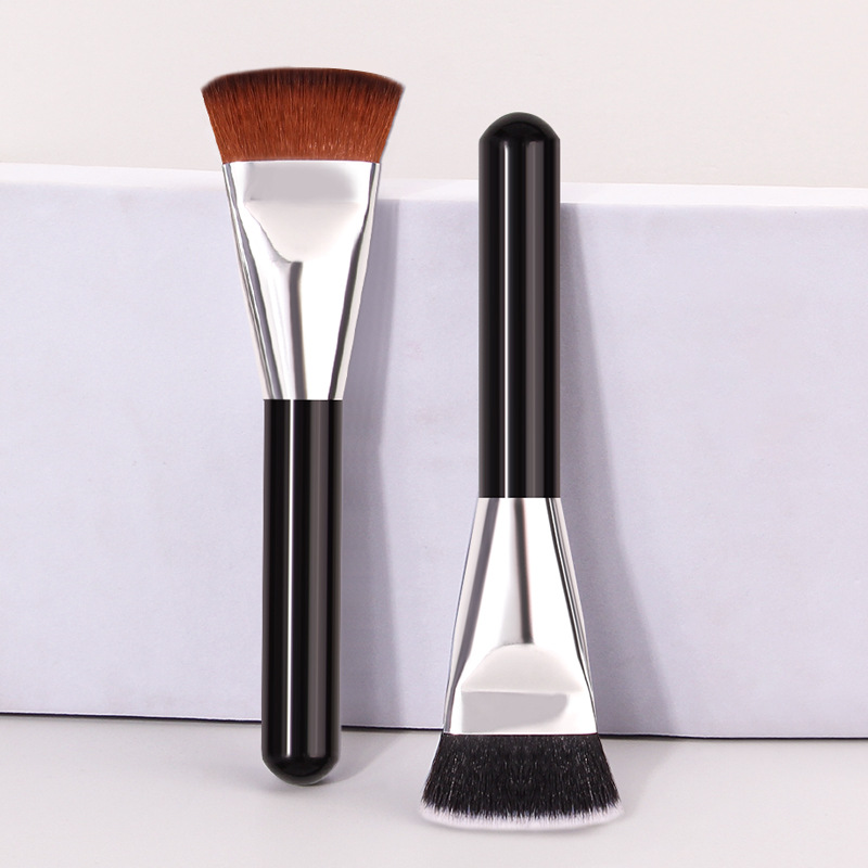 Single large-sized mask brush, portable flat-head contour brush, one-piece foundation brush, beginner's beauty tools wholesale full figure