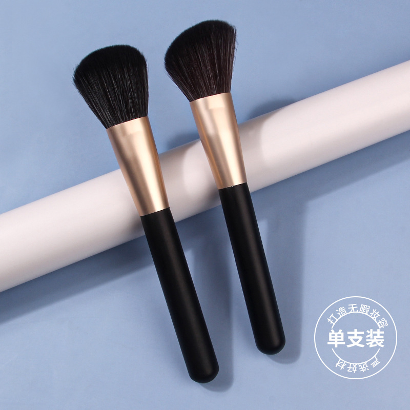 Single loose brush for beginners, black angled contouring brush, facial contour brush, shadow brush, beauty tools wholesale details Picture