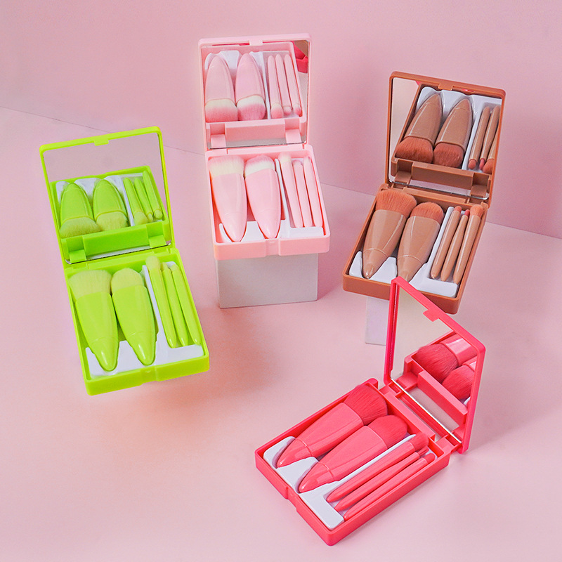 5 pieces of makeup brush box, mini for business trips and travel, portable eyeshadow brush with details, mirror foundation brush full figure