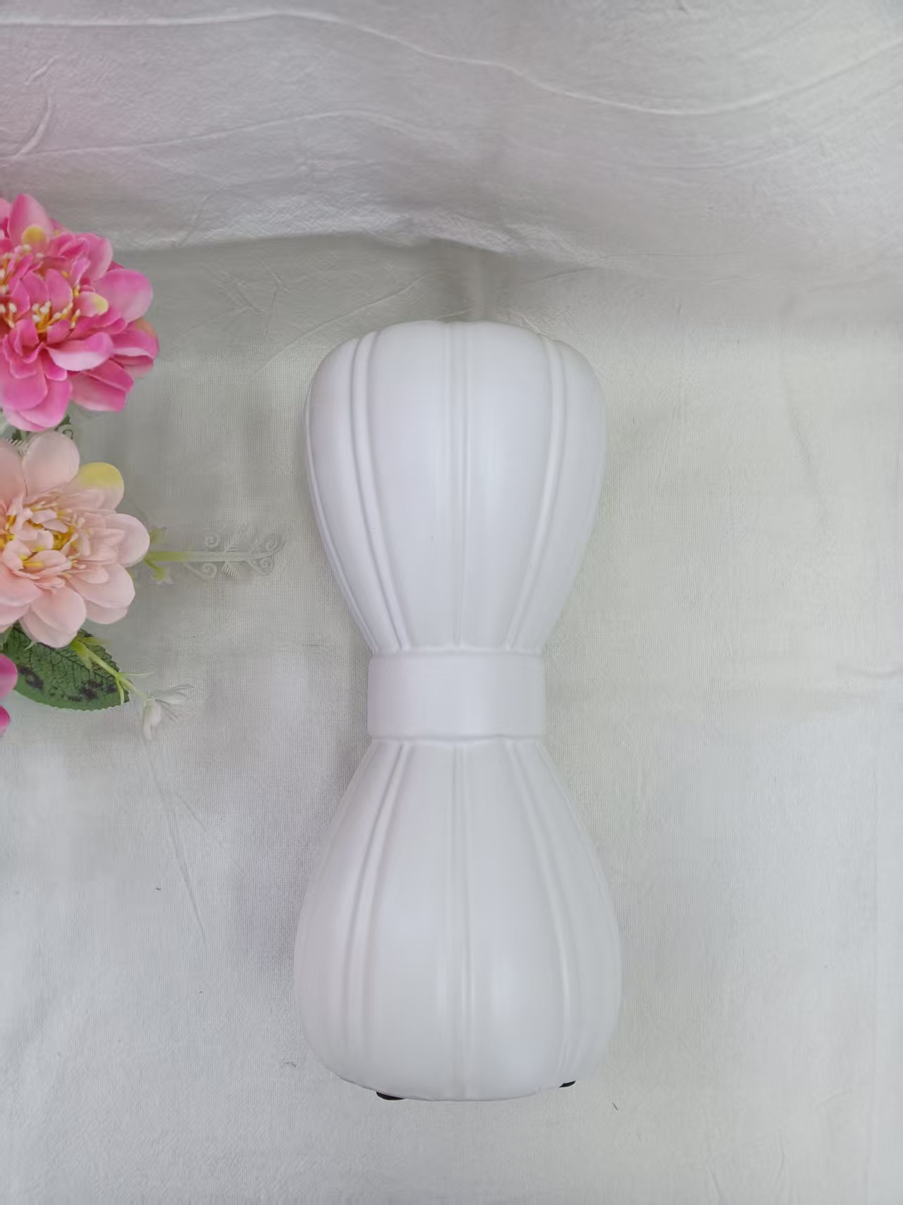 Ceramic craft ornaments, vases, entrance hall ornaments, solid color, simple/craft vases Item Picture