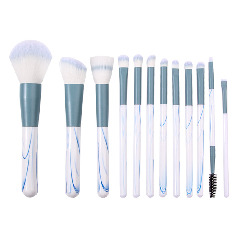 Soft 12-piece Clear Sky Makeup Brush set, single setting brush, large soft-bristled blush brush, eyeshadow brush, full set of dotting brushes Item Picture