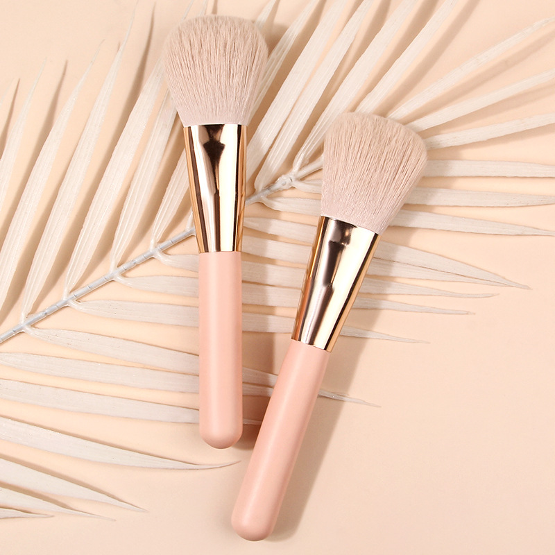 Wooden-handled setting powder, blush brush, highlighter makeup brush, portable, fluffy and soft, powder-colored brush, one set details Picture
